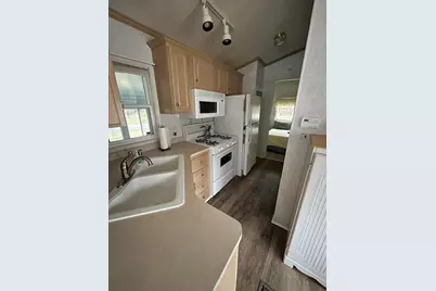 391 West Street #2, Biddeford, ME 04005 - Photo 4