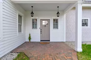 124 Flying Point Rd, Freeport, ME 04032 - Photo 2