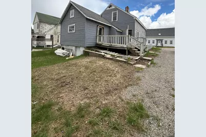 7 School Street, Machias, ME 04654 - Photo 2