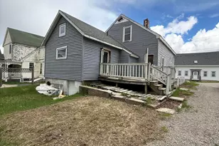 7 School St, Machias, ME 04654 - Photo 2