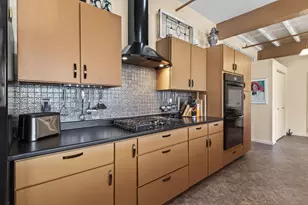 18 Park St, Saco, ME 04072 - Photo 14