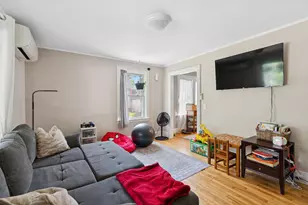 28 St George St, Portland, ME 04103 - Photo 8