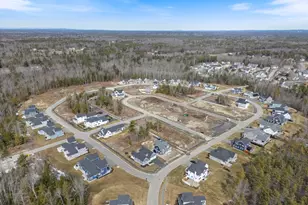 132 Stewart Dr, Scarborough, ME 04074 - Photo 6
