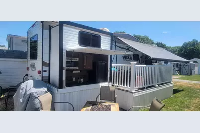 9 Bourne Avenue #D14, Wells, ME 04090 - Photo 4
