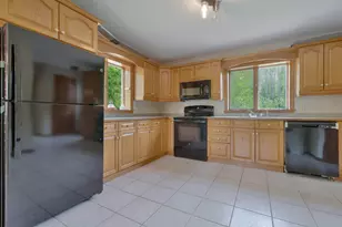 85 Cramm Rd, Limerick, ME 04048 - Photo 8
