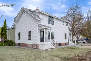 132 Myrtle St, Westbrook, ME 04092 - Photo 34