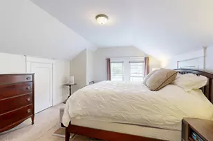 19 Fairlawn Ave, Lewiston, ME 04240 - Photo 32