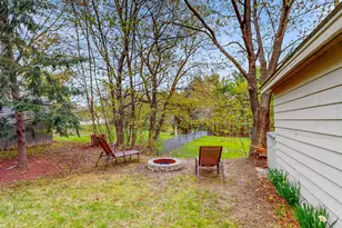 19 Fairlawn Ave, Lewiston, ME 04240 - Photo 2