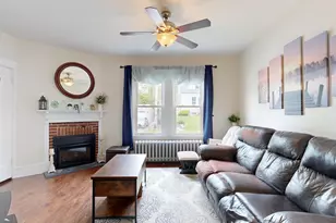 19 Fairlawn Ave, Lewiston, ME 04240 - Photo 20