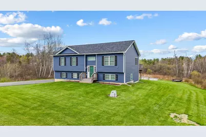 43 Boxwood Lane, Hermon, ME 04401 - Photo 2
