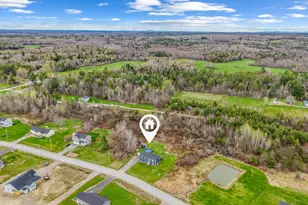 43 Boxwood Ln, Hermon, ME 04401 - Photo 12