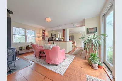 119 Memorial Highway, North Yarmouth, ME 04097 - Photo 10