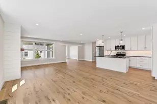 5 Honeysuckle Ln, Falmouth, ME 04105 - Photo 6