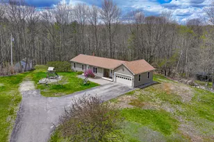 31 Frost Hill Rd, Norway, ME 04268 - Photo 2