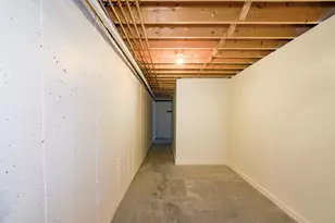 22 Court St, Winslow, ME 04901 - Photo 80