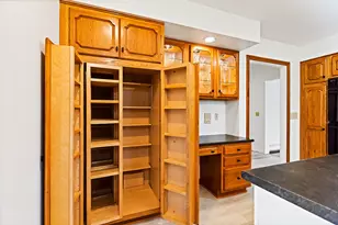 22 Court St, Winslow, ME 04901 - Photo 16