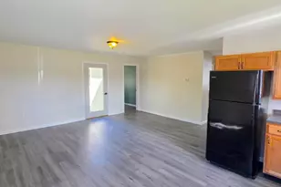 50 Elizabeth St, Presque Isle, ME 04769 - Photo 6