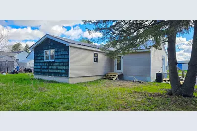 50 Elizabeth Street, Presque Isle, ME 04769 - Photo 4