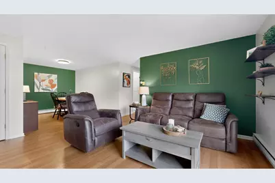 13 Academy Place #26, Saco, ME 04072 - Photo 2