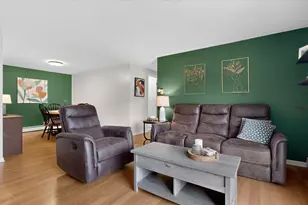 13 Academy Pl, Saco, ME 04072 - Photo 2