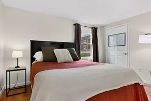 13 Academy Pl, Saco, ME 04072 - Photo 12