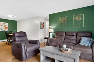13 Academy Pl, Saco, ME 04072 - Photo 4