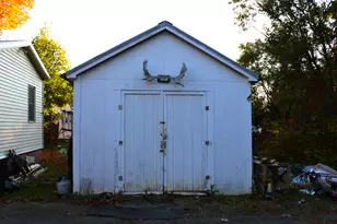 24 Elm St, Houlton, ME 04730 - Photo 18