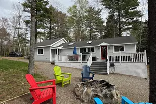 71 MacKenzie Ave, Lincoln, ME 04457 - Photo 1