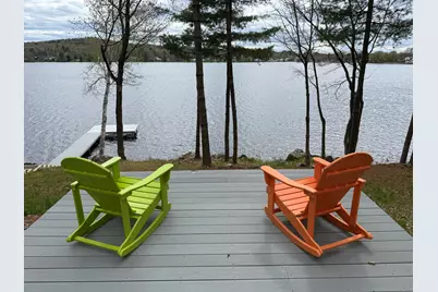 71 Mackenzie Avenue, Lincoln, ME 04457 - Photo 2