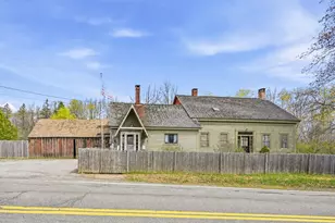 300 West Main Street, Waldoboro, ME 04572 - Photo 1