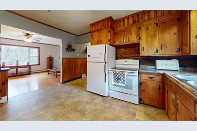 48 S Lisbon Road, Lewiston, ME 04240 - Photo 8