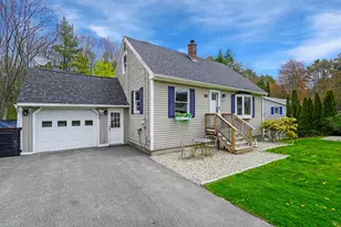 11 Macarthur Ave, Old Orchard Beach, ME 04064 - Photo 2