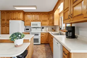 113 Stetson Rd, Newport, ME 04953 - Photo 24