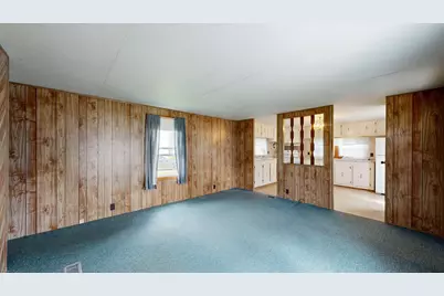 28 North Street, Mechanic Falls, ME 04256 - Photo 10