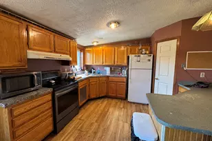 2415 Elliottsville Rd, Willimantic, ME 04443 - Photo 8