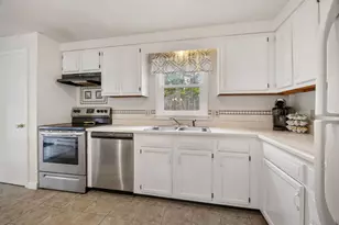 43 Sedgewood Dr, Kennebunk, ME 04043 - Photo 8