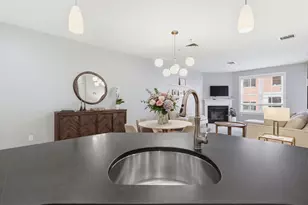 22 Hancock St, Portland, ME 04101 - Photo 12