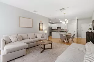 22 Hancock St, Portland, ME 04101 - Photo 14