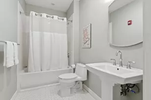 22 Hancock St, Portland, ME 04101 - Photo 30