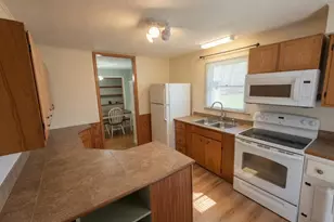267 Pearl St, Bangor, ME 04401 - Photo 4