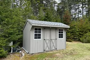 373 Harbor Dr, Tremont, ME 04653 - Photo 10