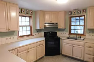 15 Lakeview Dr, New Gloucester, ME 04260 - Photo 4