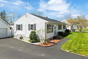 22 Mayflower Rd, Augusta, ME 04330 - Photo 4