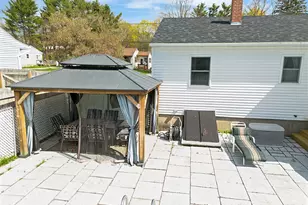 22 Mayflower Rd, Augusta, ME 04330 - Photo 8