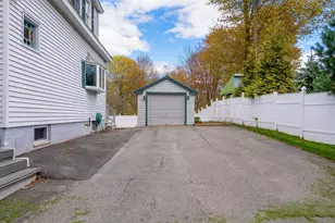 294 Mitchell Rd, Cape Elizabeth, ME 04107 - Photo 4