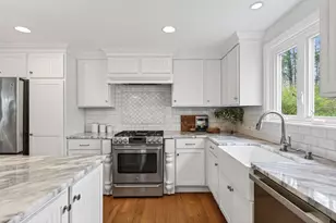 69 Seaborne Dr, Yarmouth, ME 04096 - Photo 10