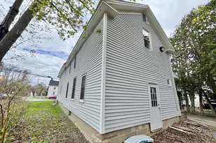 3 Park St, Orono, ME 04473 - Photo 4