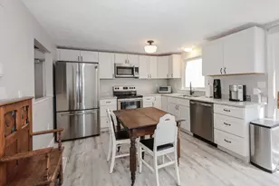 22 Powder Mill Dr, Kennebunk, ME 04043 - Photo 8