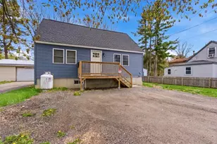 18 Coolidge Ave, Saco, ME 04072 - Photo 2