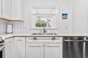 33 Stratford Pl, Kennebunk, ME 04043 - Photo 8